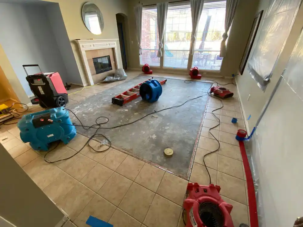 water damage restoration service Maxwell